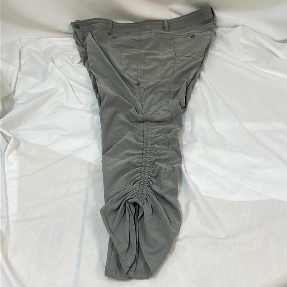 Kuhl Trekr Gray Hiking Outdoor Pants Size 16 Short - Picture 4 of 16